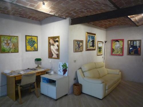 Studio für 5 Personen ca 60 qm in Serralunga d'Alba, Piemont Provinz Cuneo