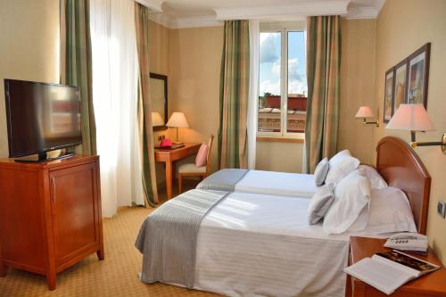 2 twin beds