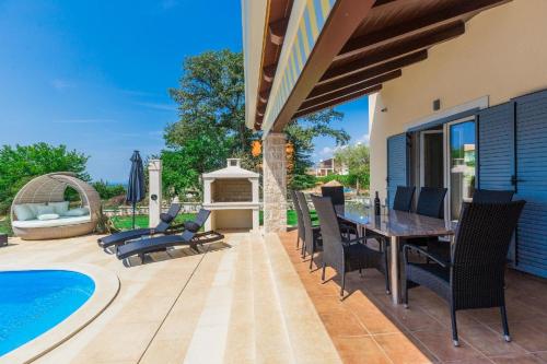 Ferienhaus mit Privatpool für 8 Personen ca 180 qm in Deklići, Istrien Istrische Riviera