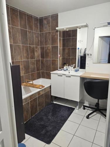 Joli appartement, Marseille (photo 4)