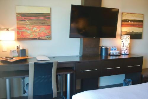 Holiday Inn Vancouver Airport Richmond, an IHG Hotel