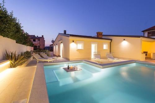 Ferienhaus mit Privatpool für 7 Personen ca 110 qm in Banjole, Istrien Istrische Riviera, Banjole