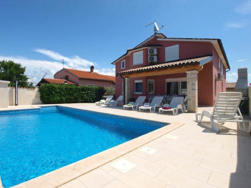 Ferienhaus mit Privatpool für 9 Personen ca 150 qm in Stinjan, Istrien Istrische Riviera