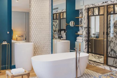 Hôtel Singulier Bordeaux - Boutique Hôtel & Spa Anne Semonin - image 5