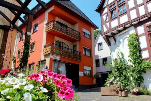 Pensione Italia in Alf, Deutschland