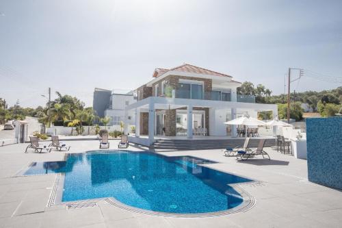 Ferienhaus mit Privatpool für 11 Personen ca 300 qm in Protaras, Südküste von Zypern