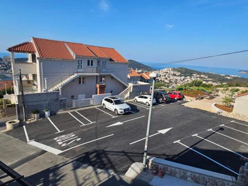 Apartments Villa Dadić - image 6
