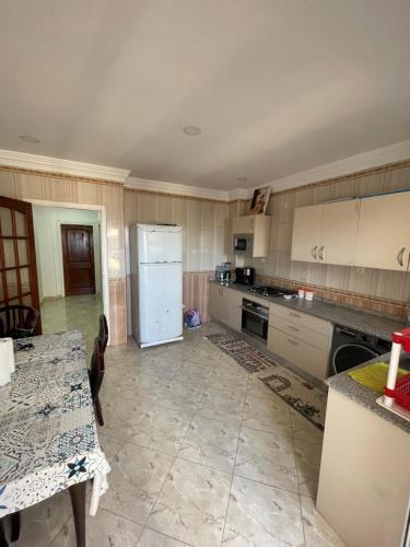 bel appart mosta in Mostaganem