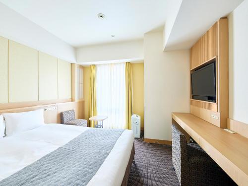Deluxe Double Room - Non-Smoking image 5