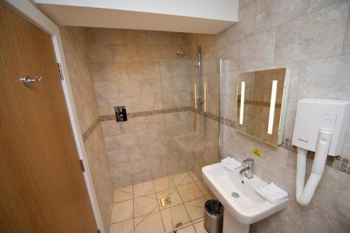 Harbourside Apartments - image 12