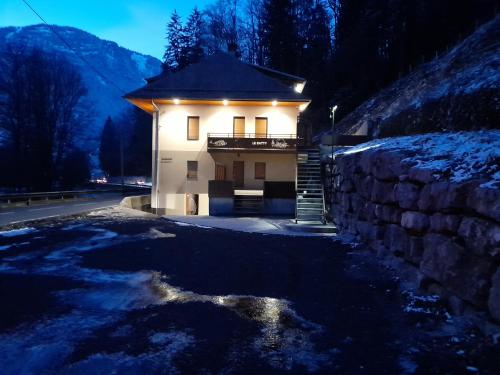 Exterior view, Le Ratty appartement 8 personnes in Entremont