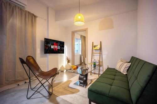 New suite near the metro for budget price!, Ateny