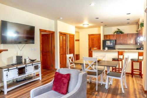 Main Street Station Getaway in Breckenridge, USA