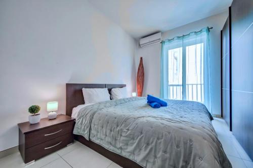 2 Bedroom Apartment with Balcony in St Julians, Paceville, Apt 7 By Vaganza 5