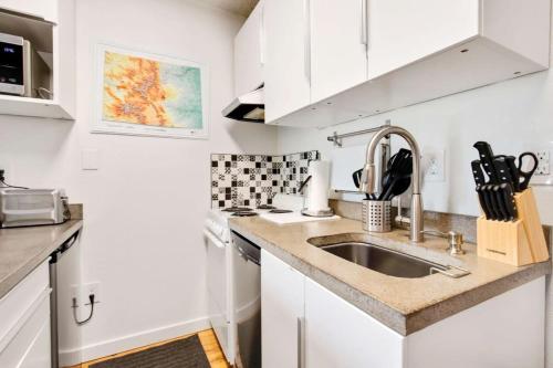 Cozy 1 BDR Condo Heart of Main St Walk to Lifts in Breckenridge, USA