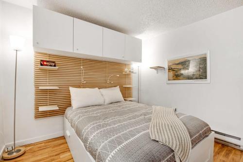 Cozy 1 BDR Condo Heart of Main St Walk to Lifts in Breckenridge, USA