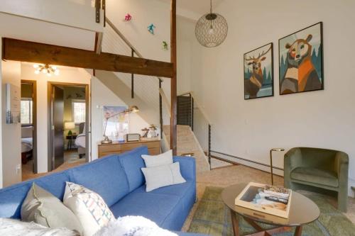 Top Floor Corner with Views 6 Ski Resorts Nearby in Silverthorne, USA