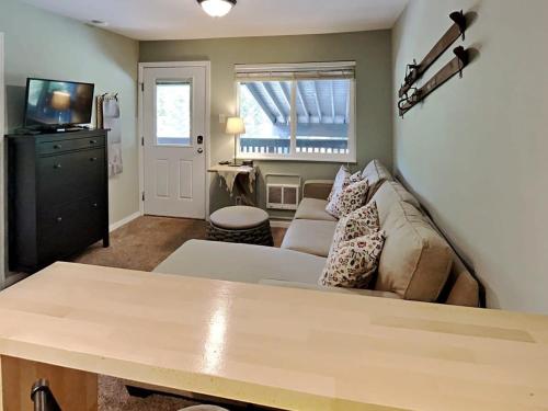 Charming 1BR in Scenic Blue River Near Hiking in Breckenridge, USA
