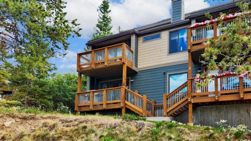 4BR Mt Baldy Townhome On Bus Route in Sally Barber