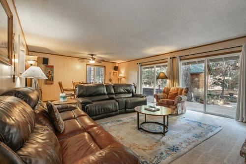 Serene 5BDR Near Beach and Forest Trails Serene 5BDR Near Beach and Forest Trails