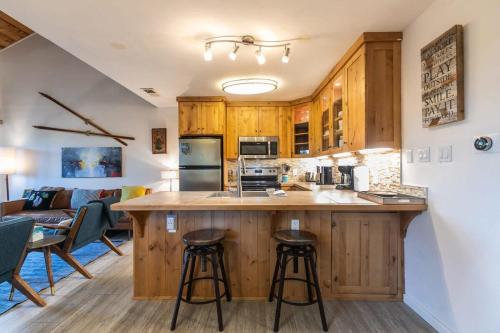 Stylish 2BD in Carnelian Bay Stylish 2BD in Carnelian Bay