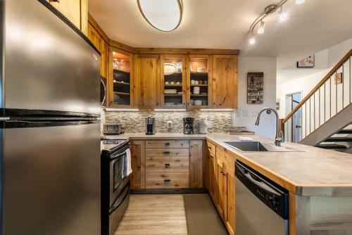 Stylish 2BD in Carnelian Bay Stylish 2BD in Carnelian Bay