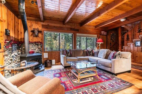 Cozy and Comfortable in Carnelian Bay in Carnelian Bay, Vereinigte Staaten von Amerika