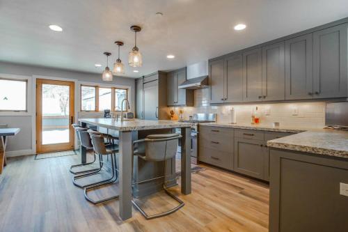 4bdr Downtown Home Walk To Chairlifts - Park City, UT