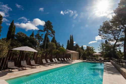 . Les Cabanes Dans Les Bois Logis Hôtel