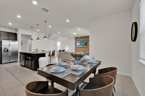 Charming Retreat - image 8