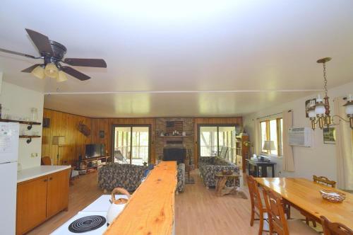 Chesnutt Cabin on the Cacapon River