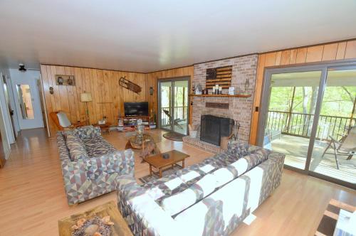 Chesnutt Cabin on the Cacapon River