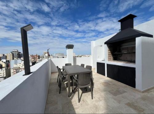 Facilities, Departamento Flores in Flores