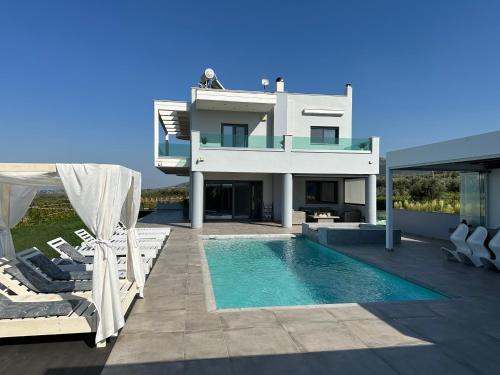 Maria Luxury Villa