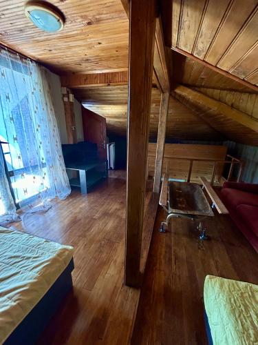 Luylyana Guesthouse - image 5