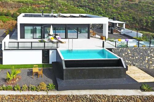 Ferienhaus mit Privatpool für 2 Personen ca 92 qm in Tijarafe, La Palma Westküste von La Palma