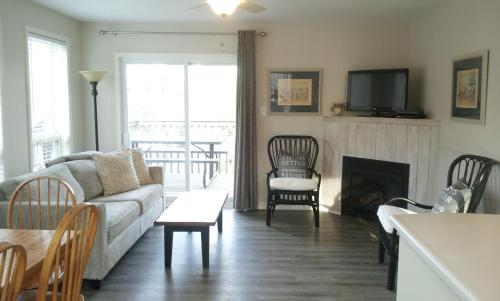 Ogopogo Resort in Blairhampton (ON)