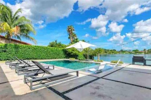 Cutler Bay Lakehouse paradise in Cutler Bay, USA