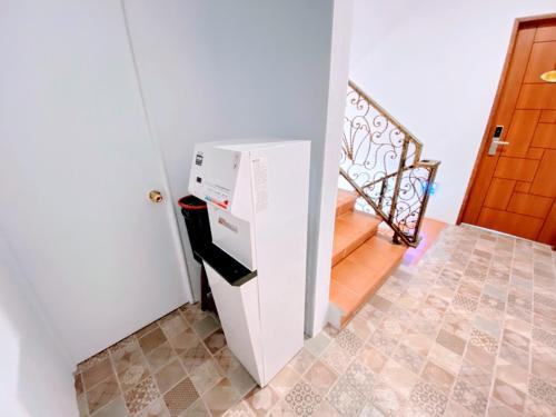 IKenting timehouse beach villa I電動麻將l k歌l德州l廚房l包棟
