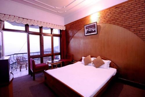 Hotel Tribhuvan Ranikhet Near Mall Road - Mountain View -Parking Facilities - Excellent Customer Service Awarded - Best Seller