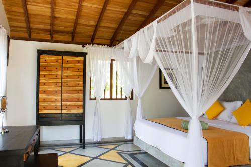King Room with Sea View image 3