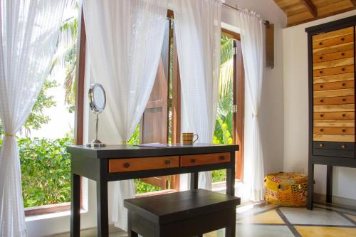 King Room with Sea View image 2