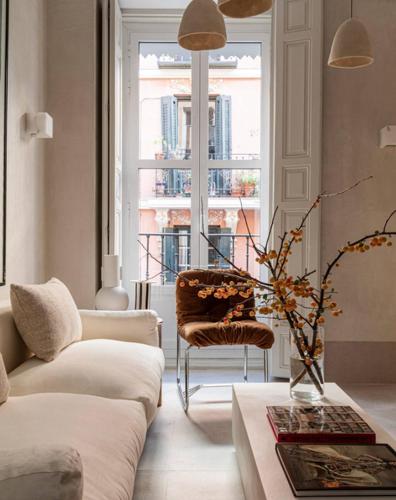 Exclusive apartment nestled in the vibrant neighborhood of Neptuno