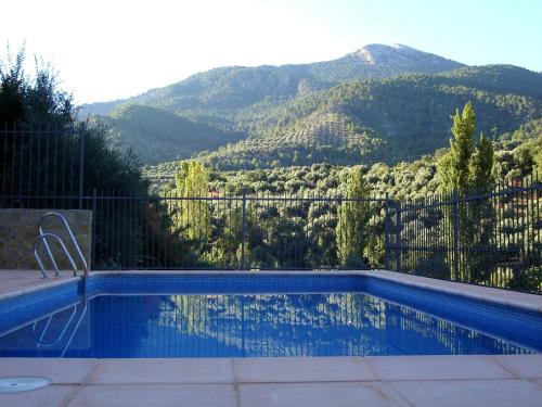 . Cortijo los Bataneros y Casa Rural Albarderos