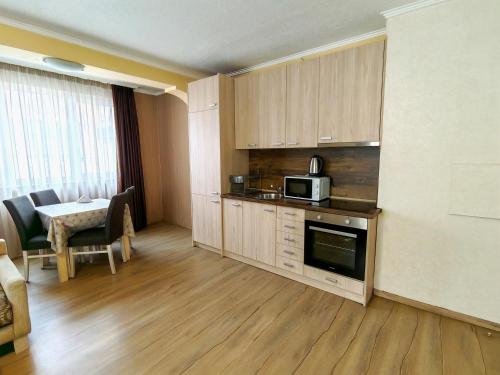 Standard Two-Bedroom Apartment image 10