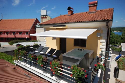 Ferienwohnung für 4 Personen ca 40 qm in Njivice, Kvarner Bucht Krk