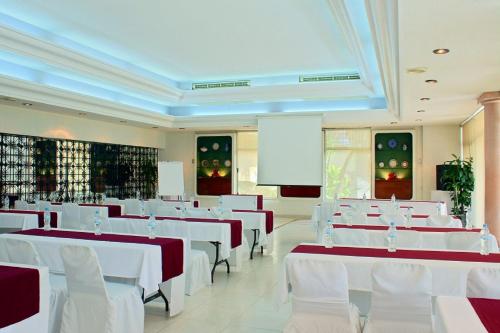Hotel Villa Florida Cordoba - 바/라운지