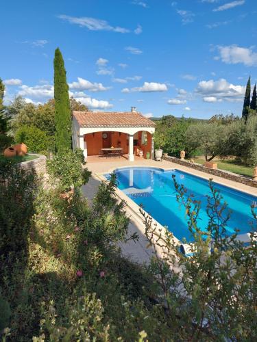 Luxueuse villa en cévennes (Luxueuse villa en cevennes) in 聖依波耶的卡頓