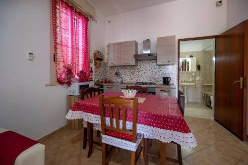 Ferienhaus mit Privatpool für 8 Personen ca 200 qm in Avola, Sizilien Ostküste von Sizilien