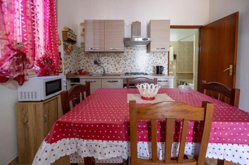 Ferienhaus mit Privatpool für 8 Personen ca 200 qm in Avola, Sizilien Ostküste von Sizilien